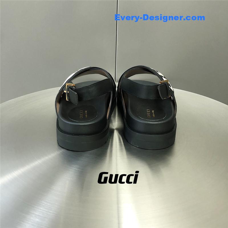 Gvc*1 letter logo platform slippers sandals