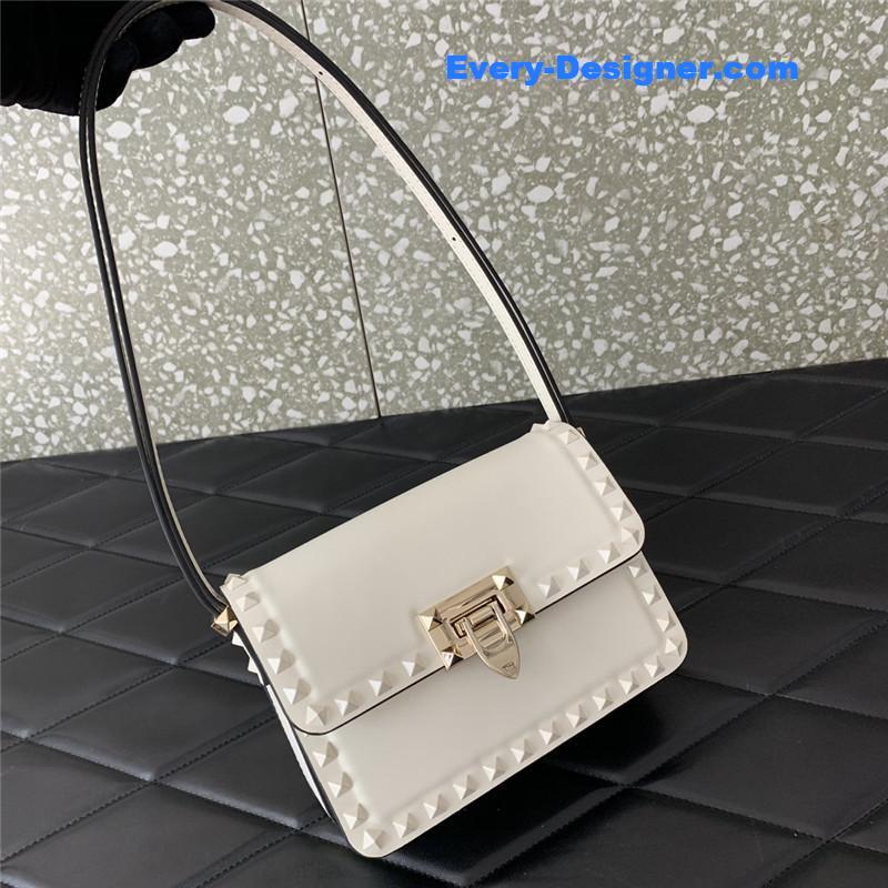 Va1e*ntin0 garavani rockstud23 small leather bag