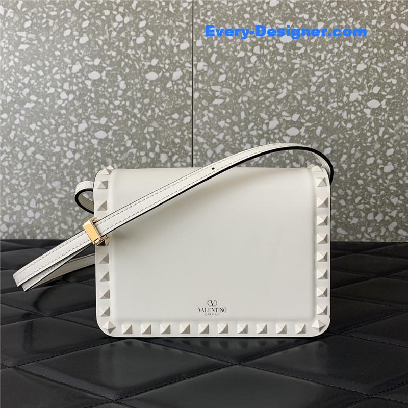Va1e*ntin0 garavani rockstud23 small leather bag