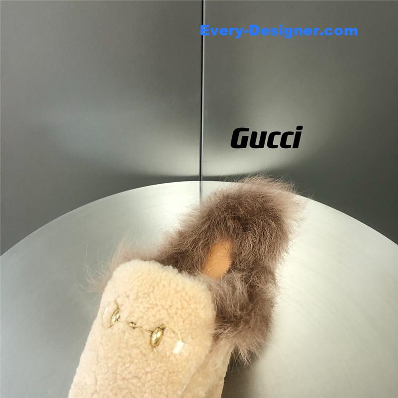 Gvc*1 fur slippers