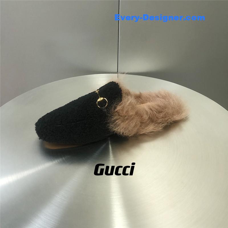 Gvc*1 fur slippers