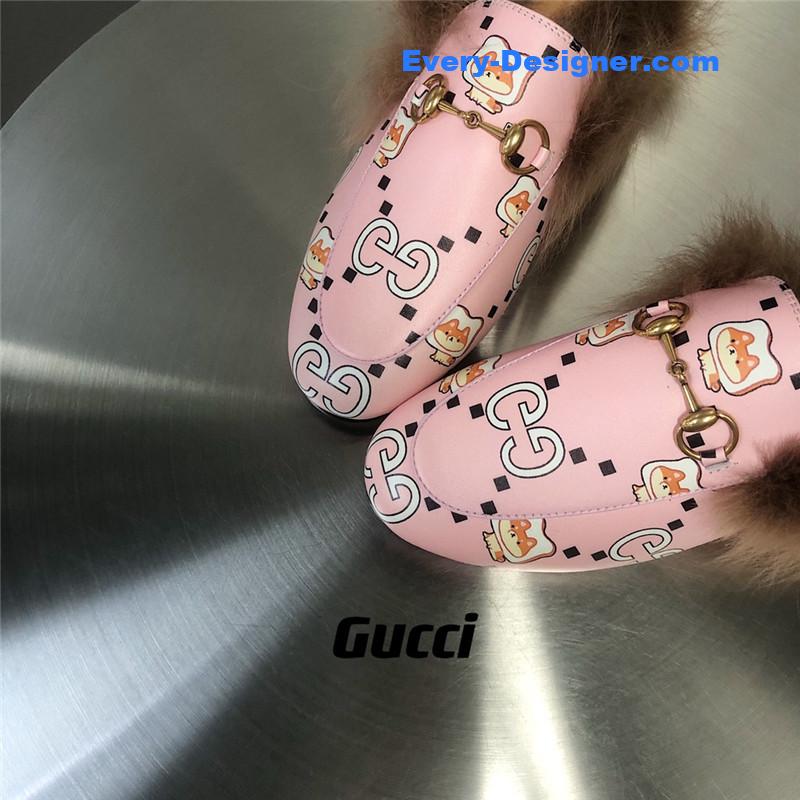 Gvc*1 fur slippers
