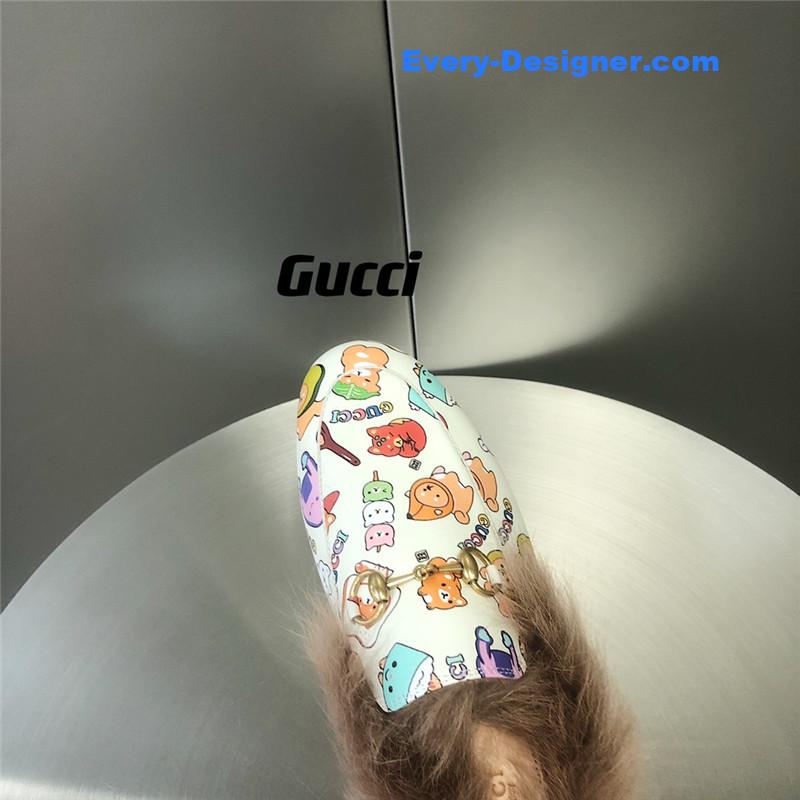 Gvc*1 fur slippers