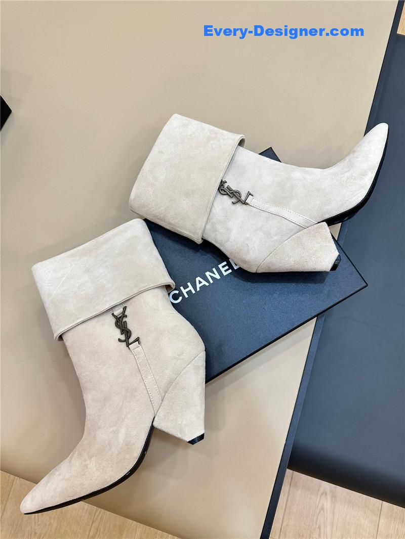 Y51 pointed toe suede ankle boots
