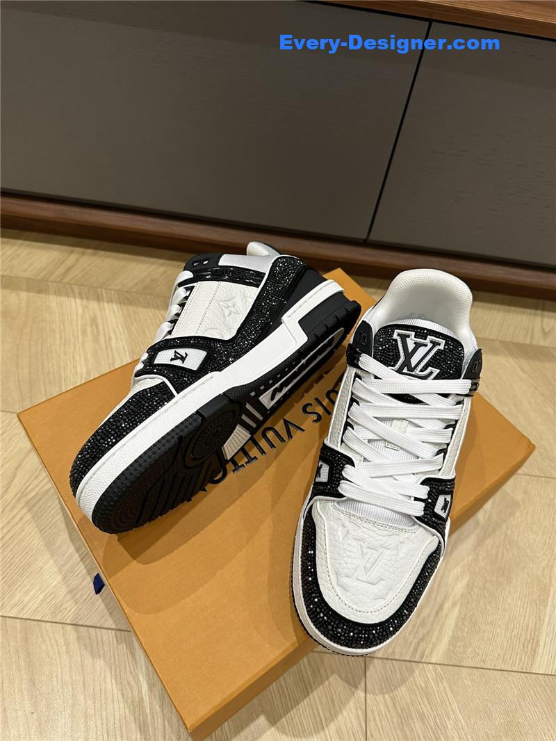 l0vis Vvtt0n lv  trainer sneakers