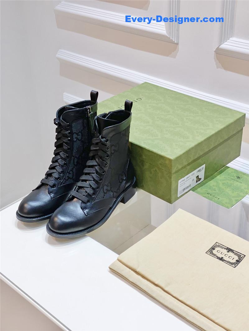 Gvc*1 gg velcro retro ankle boots