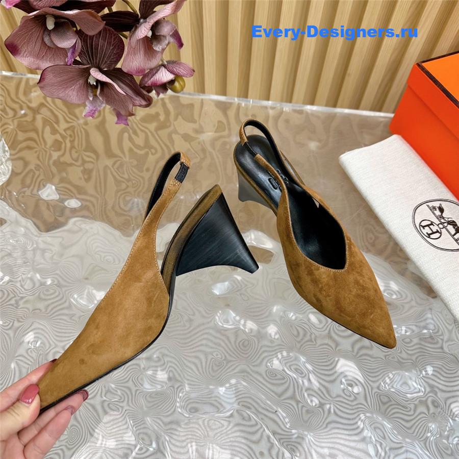 H**me5 orange suède high pointed slingbacks