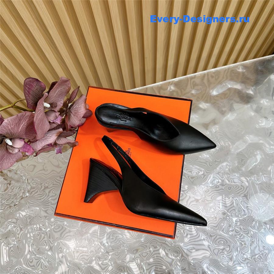 H**me5 calfskin high pointed slingbacks in black