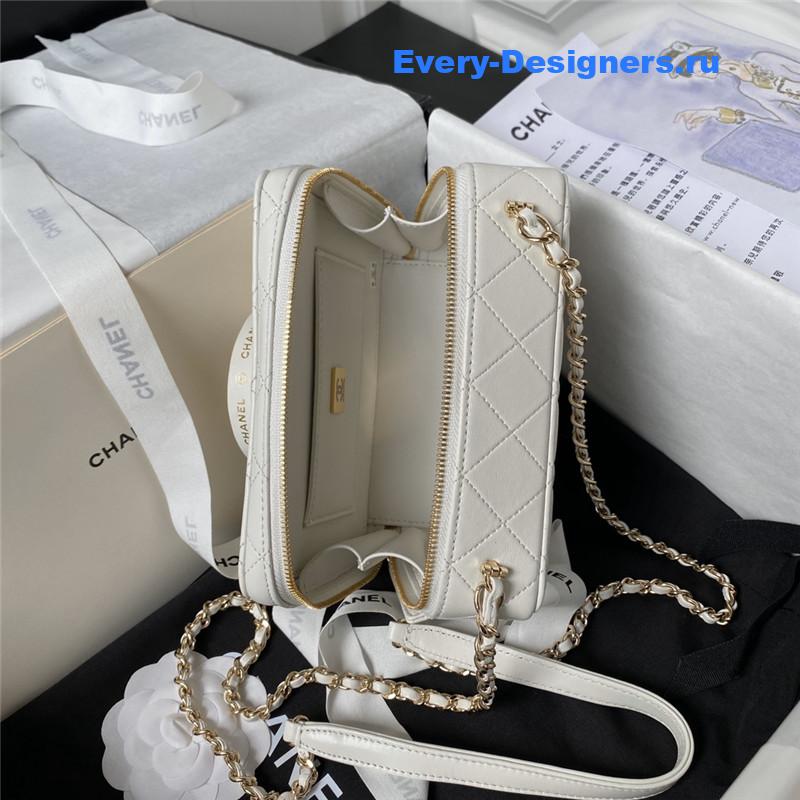 Ch**el camera bag
