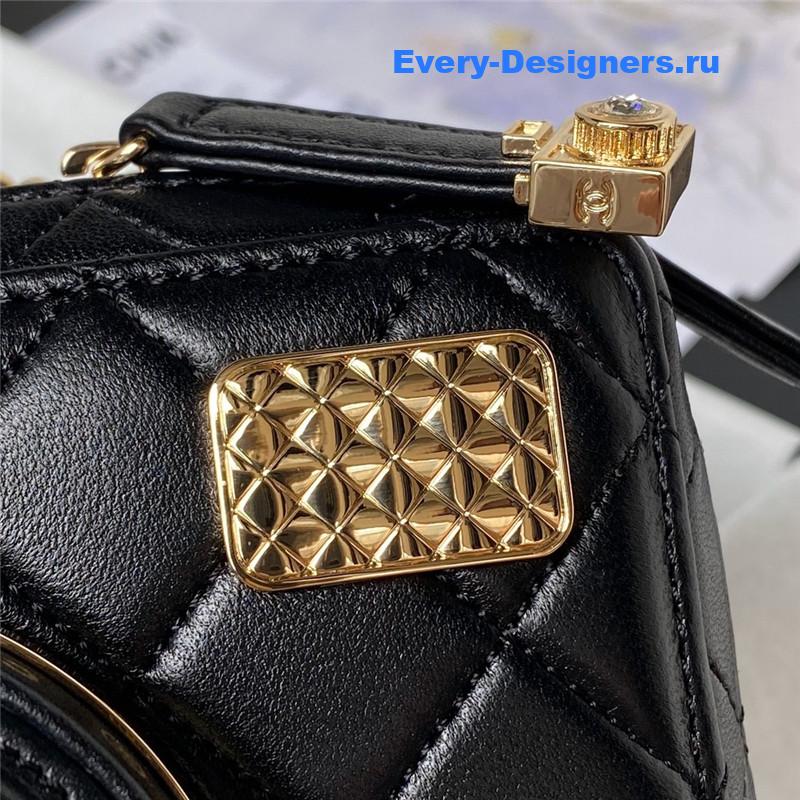 Ch**el camera bag