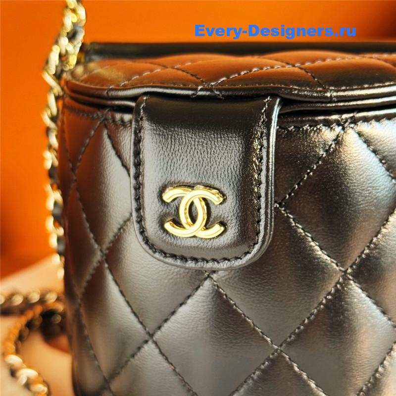 Ch**el handle cosmetic bag