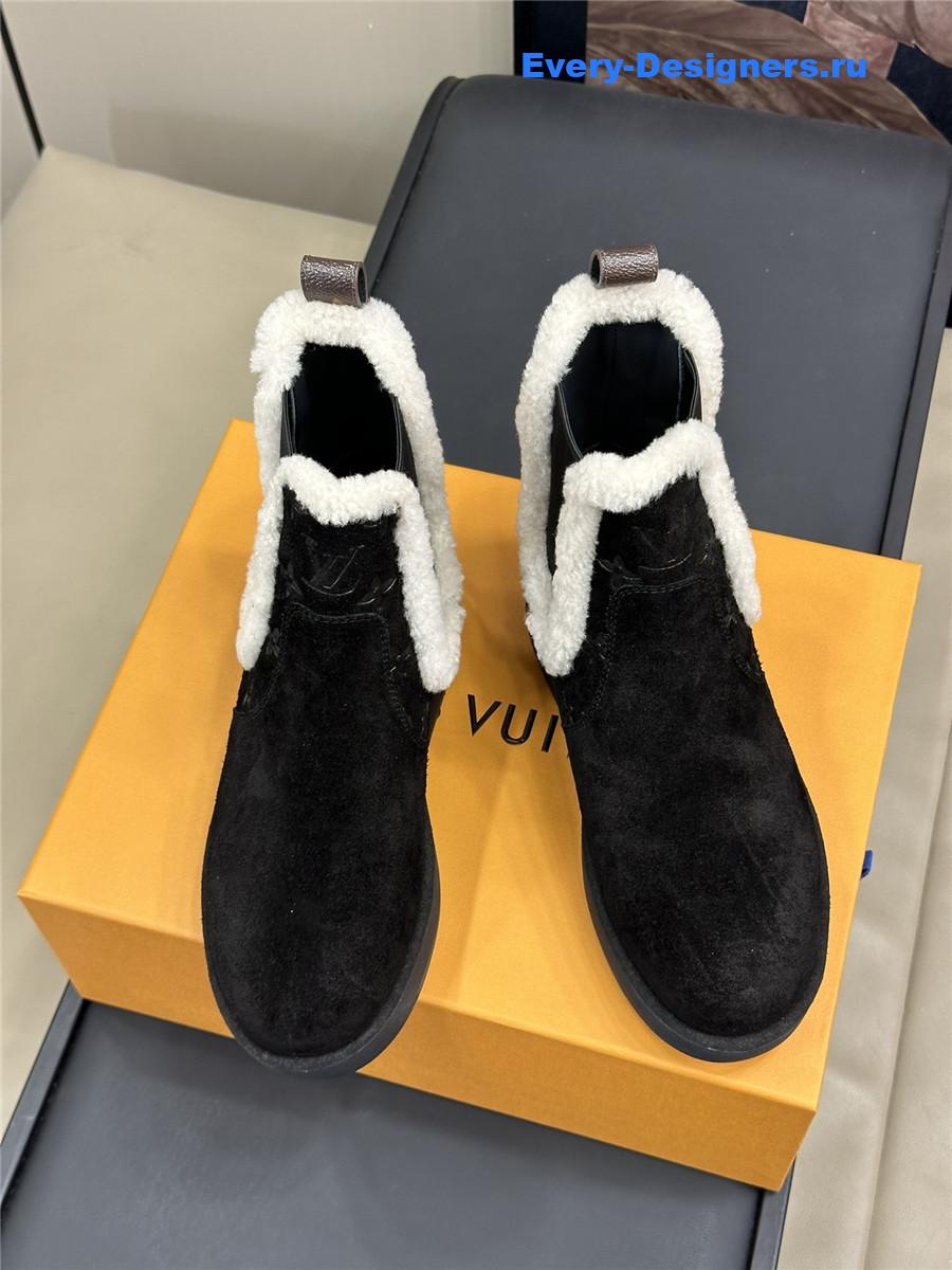 l0vis Vvtt0n lv black platform fur boots