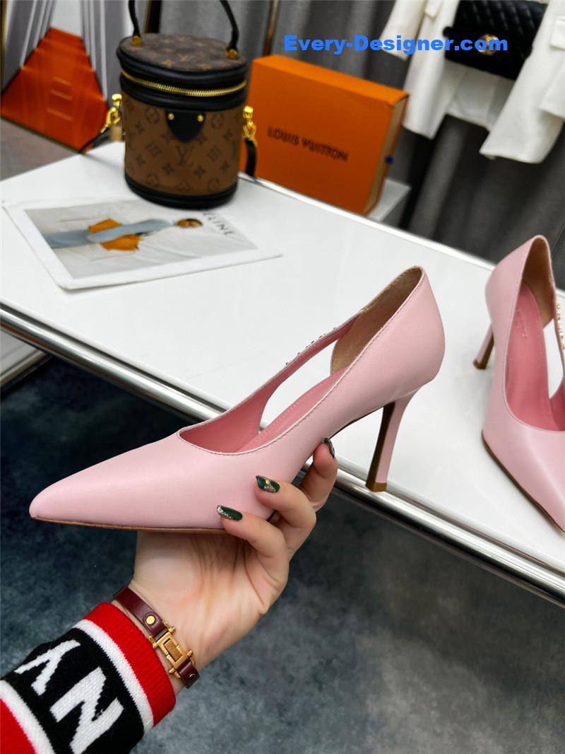 l0vis Vvtt0n lv metal buckle high heels