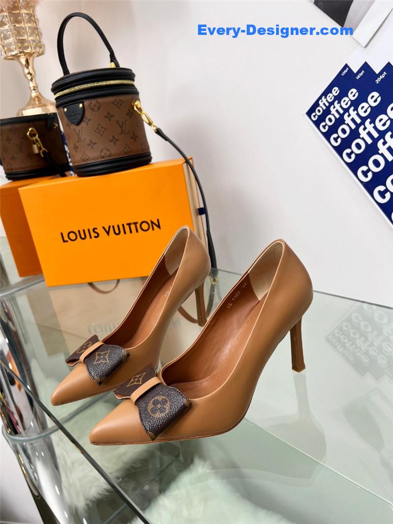 l0vis Vvtt0n lv bow high heels