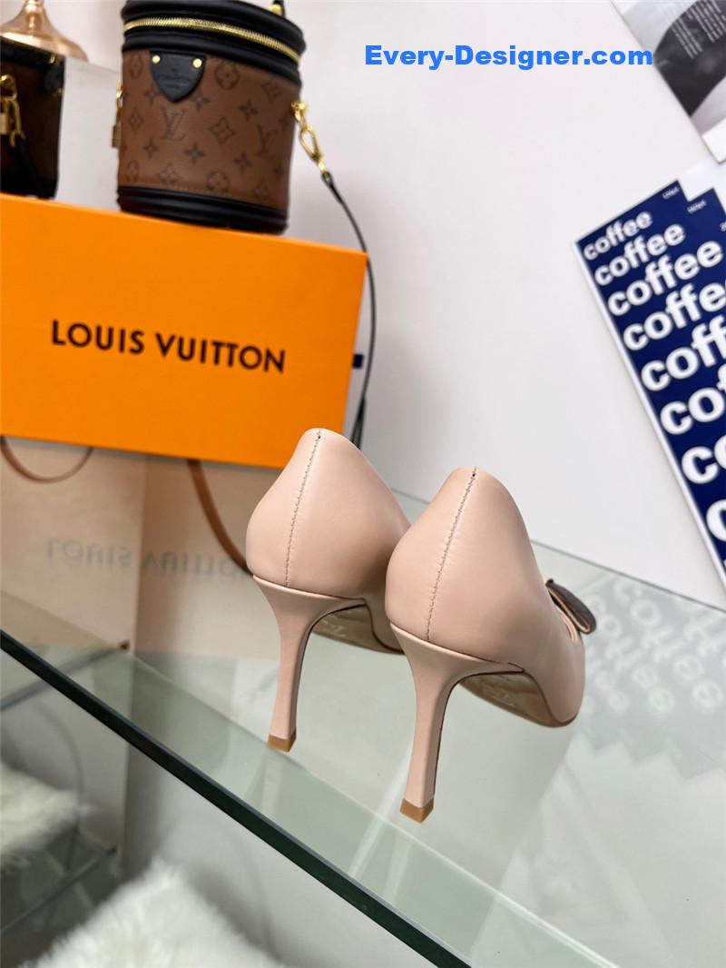 l0vis Vvtt0n lv bow high heels