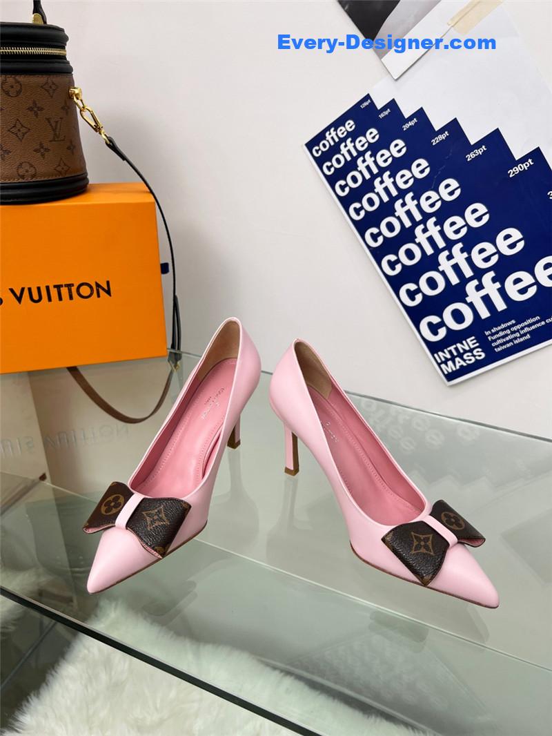 l0vis Vvtt0n lv bow high heels