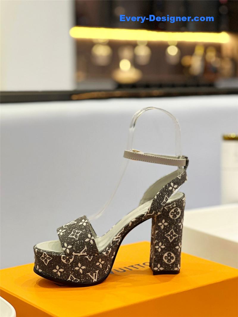 l0vis Vvtt0n lv high imitation platform high heel sandals