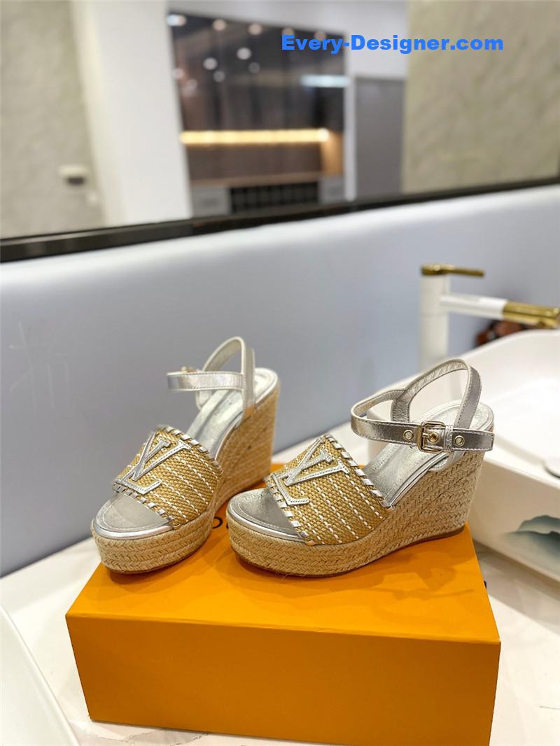 l0vis Vvtt0n lv latest catwalk platform sandals