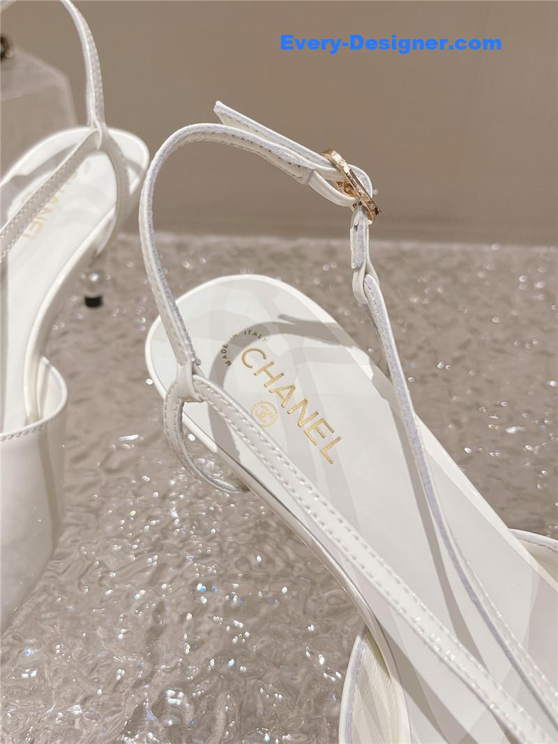 CC explosion models large logo sandals