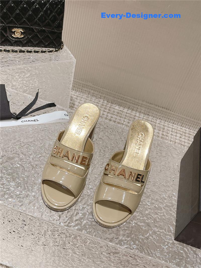 CC platform high heel slippers
