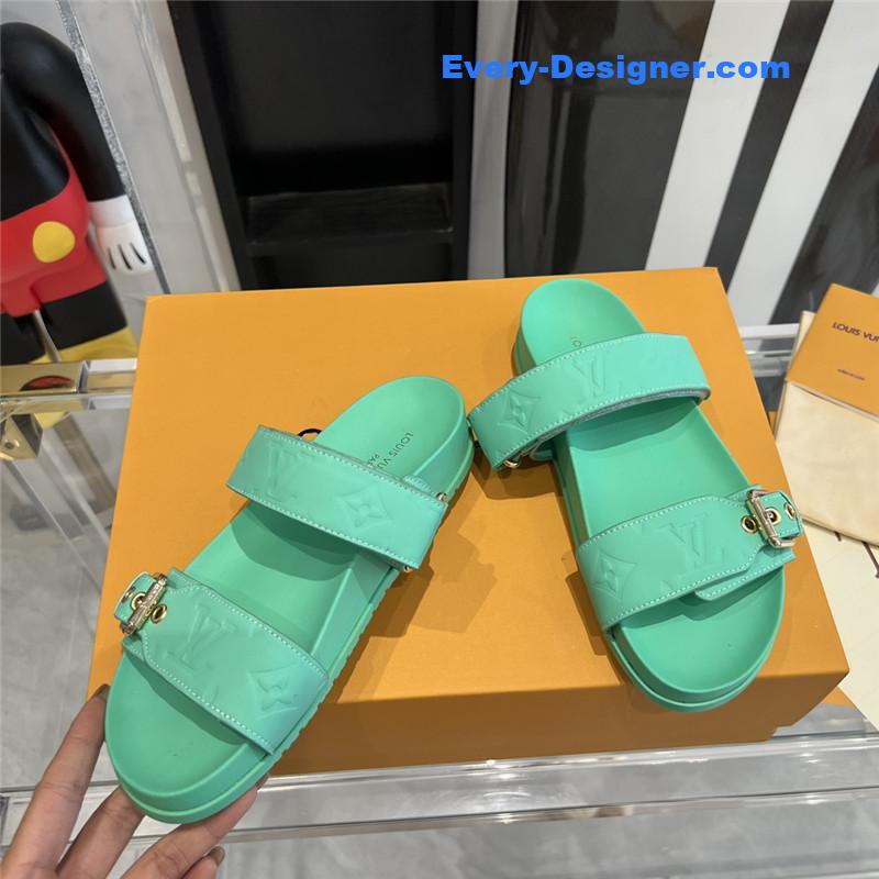 l0vis Vvtt0n lv spring summer beach slippers