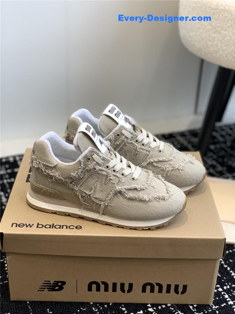 M1um1u retro rough grain upper stitching casual shoes