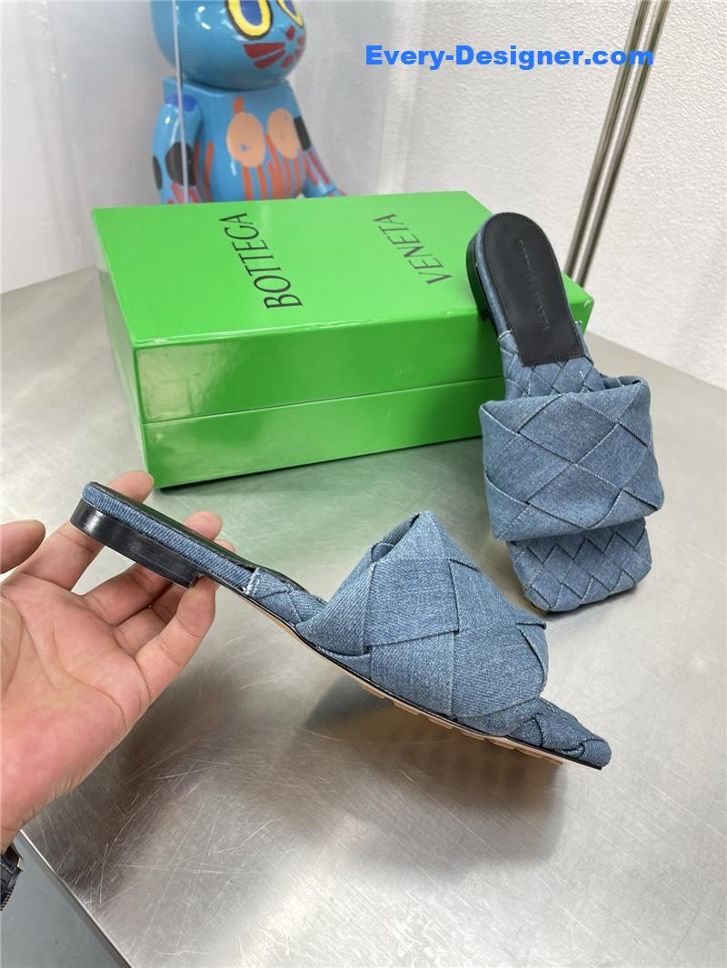 b0tt*ga Ven*ta spring summer flat large woven slippers