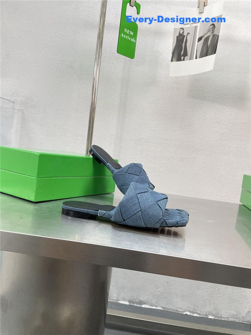 b0tt*ga Ven*ta spring summer flat large woven slippers