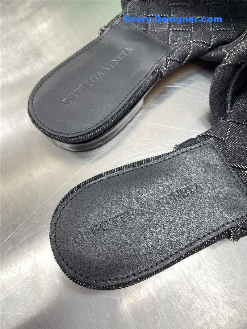 b0tt*ga Ven*ta spring summer flat large woven slippers
