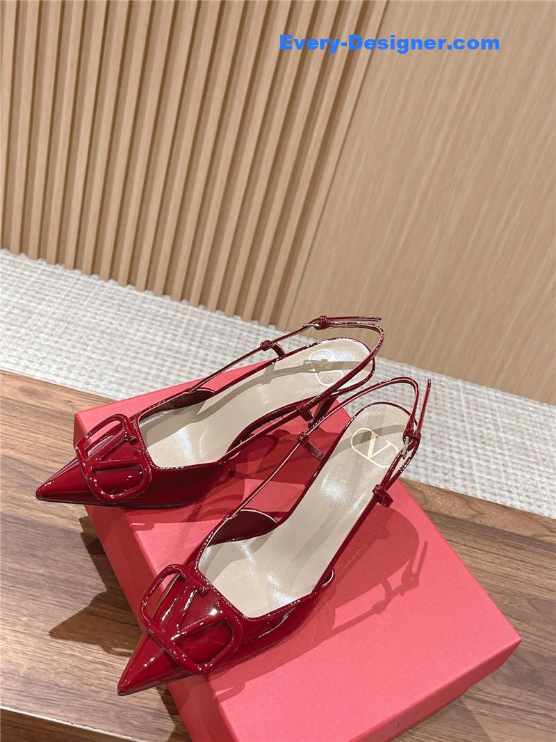 Va1e*ntin0 v buckle kitten heel sandals