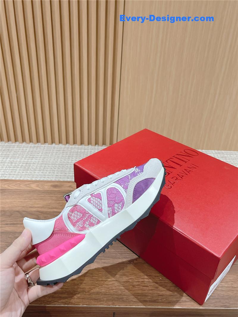 Va1e*ntin0 brand new logo letter lace sneakers