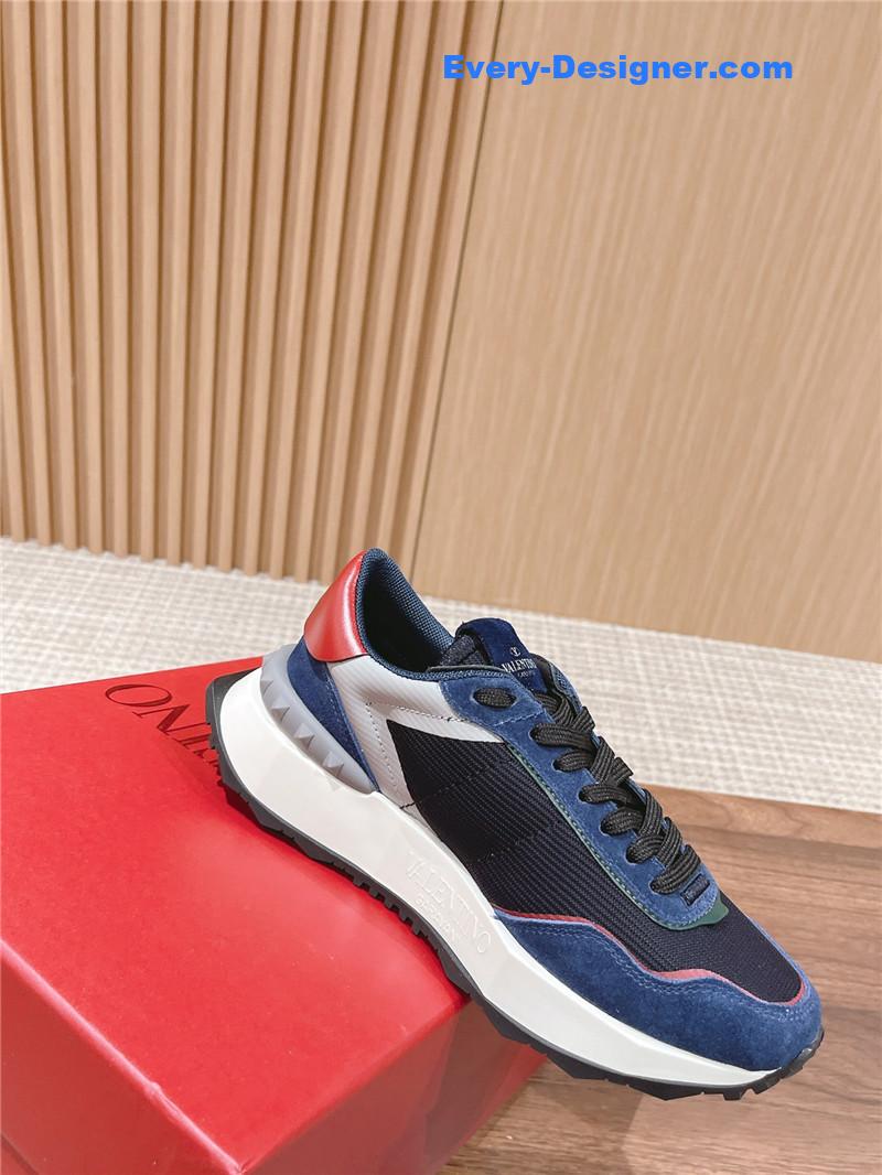 Va1e*ntin0 brand new logo letter lace sneakers