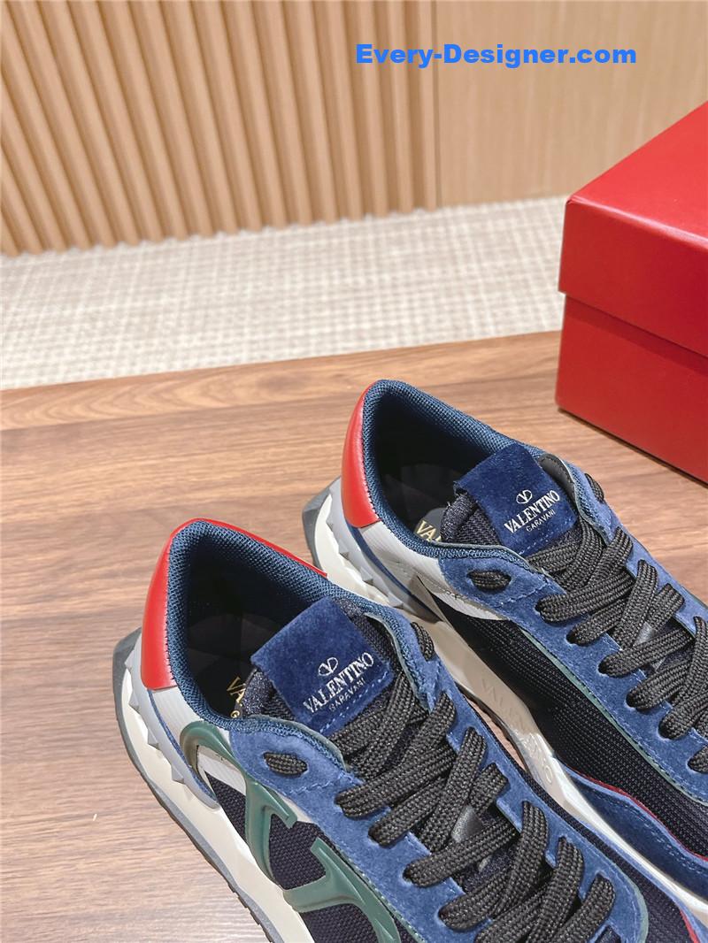 Va1e*ntin0 brand new logo letter lace sneakers