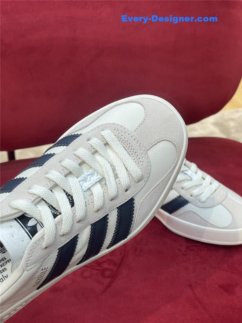 Gvc*1 retro moral training shoes