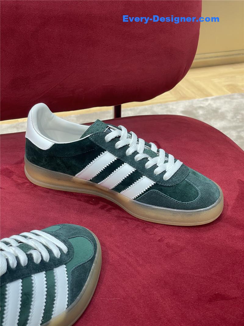 Gvc*1 retro moral training shoes