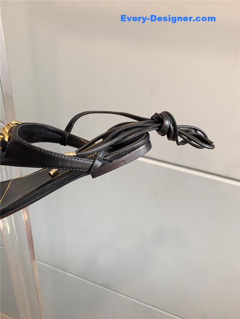 Va1e*ntin0 new strappy flat sandals