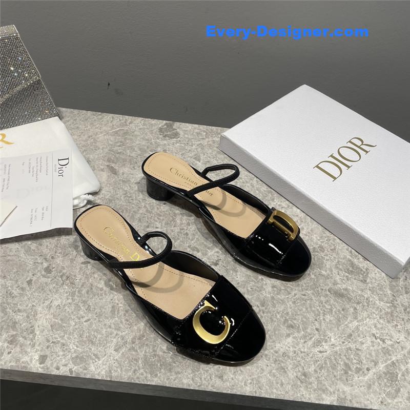 D10r square buckle commuter shoes