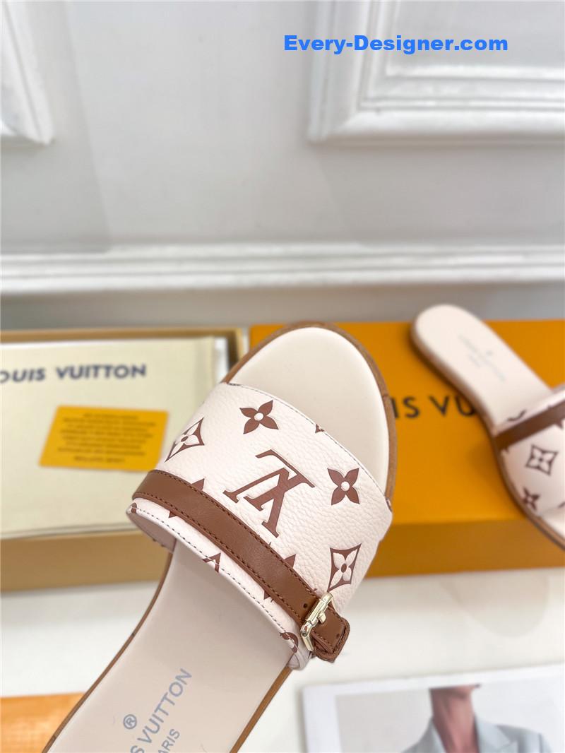 l0vis Vvtt0n lv latest hot style slippers