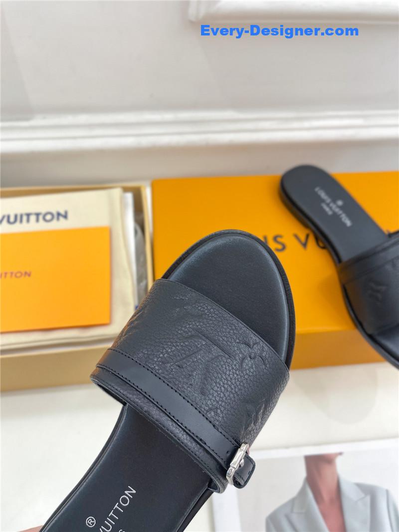l0vis Vvtt0n lv latest hot style slippers