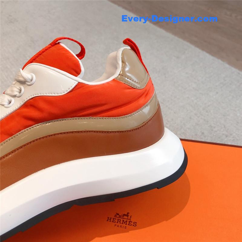 H**me5 new sneakers