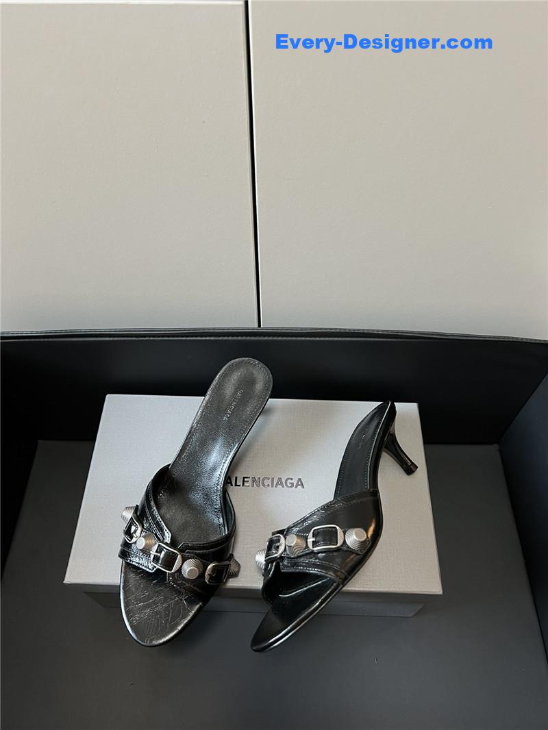 Ba1en*iaga silver stud buckle spice slippers