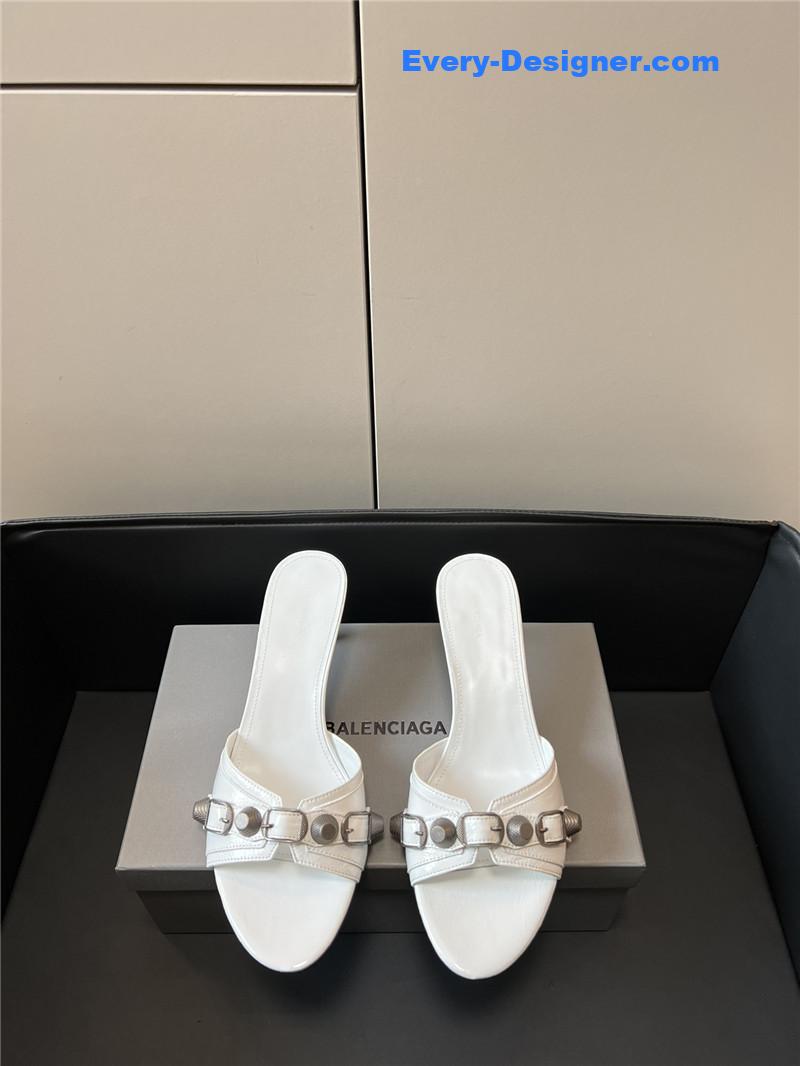 Ba1en*iaga silver stud buckle spice slippers