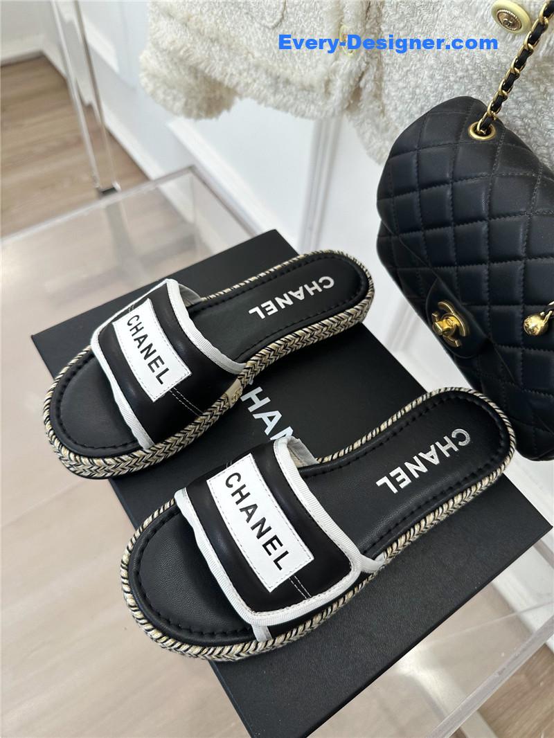 CC velcro lazy slippers