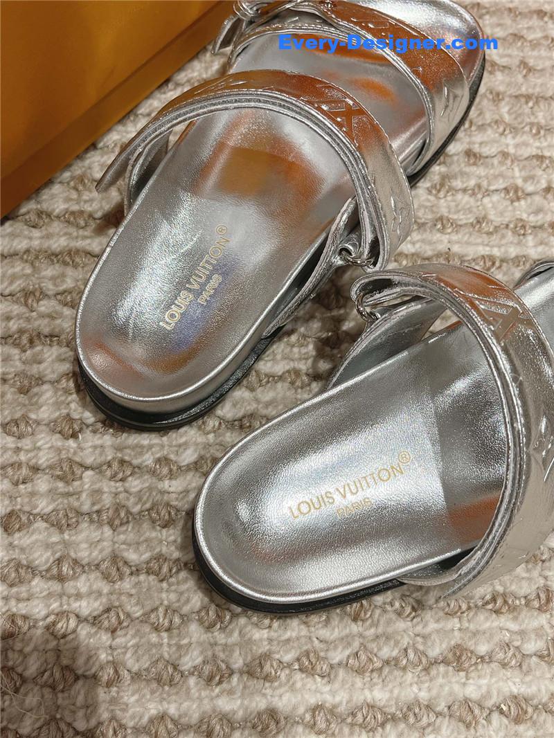 l0vis Vvtt0n lv new embossed sandals and slippers