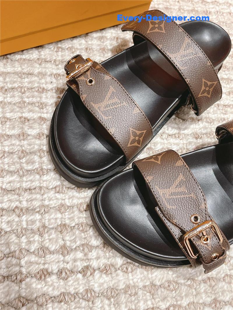 l0vis Vvtt0n lv new embossed sandals and slippers