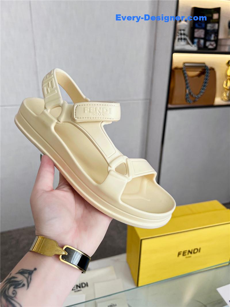 F**di summer new velcro sandals