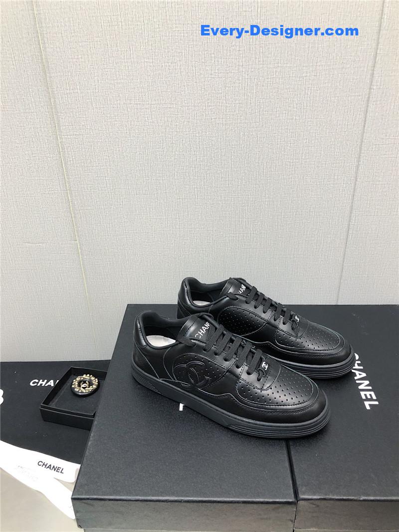 Ch**el new explosive sneakers