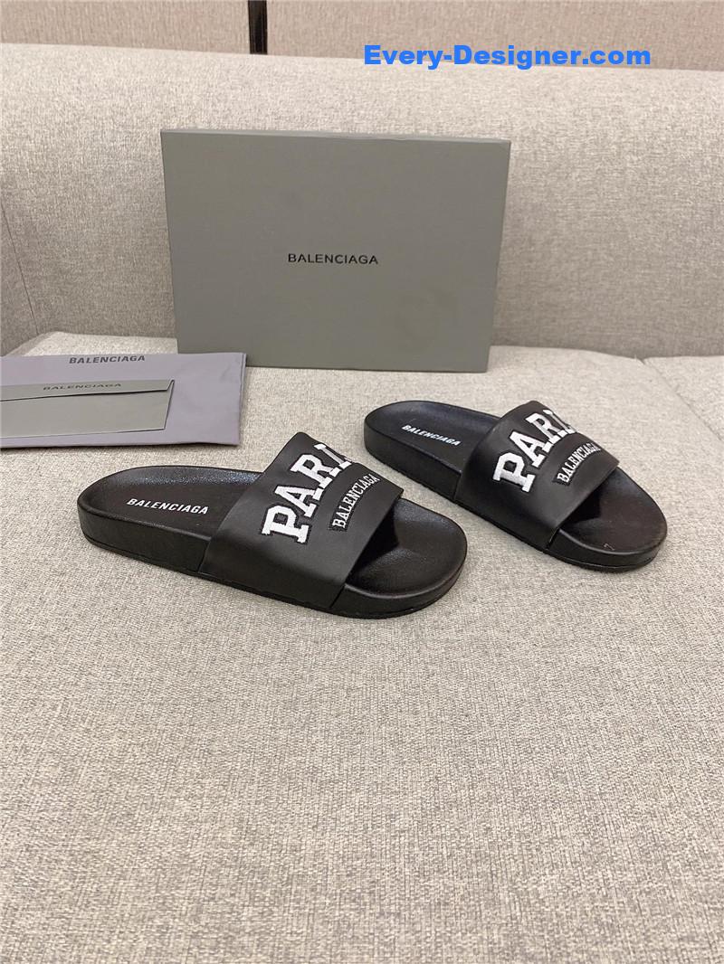 Ba1en*iaga new casual slippers