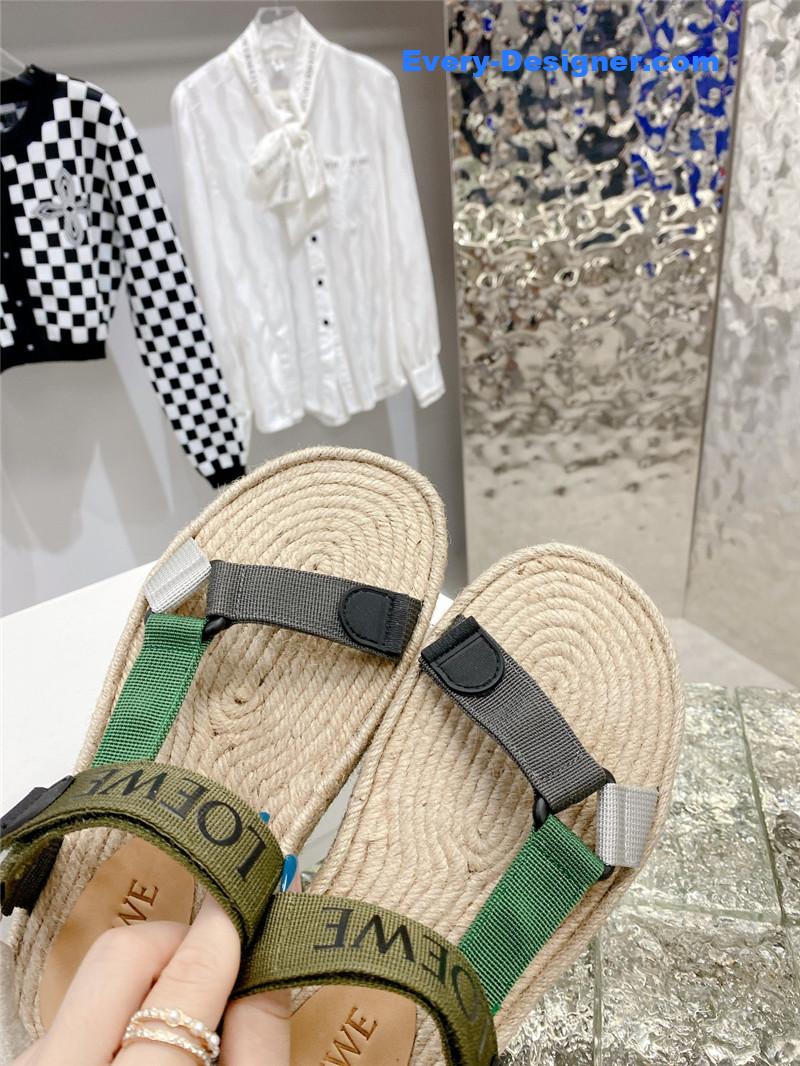 L0ew* new straw platform color block sandals