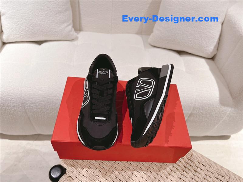 Va1e*ntin0 fashion counter air cushion casual shoes